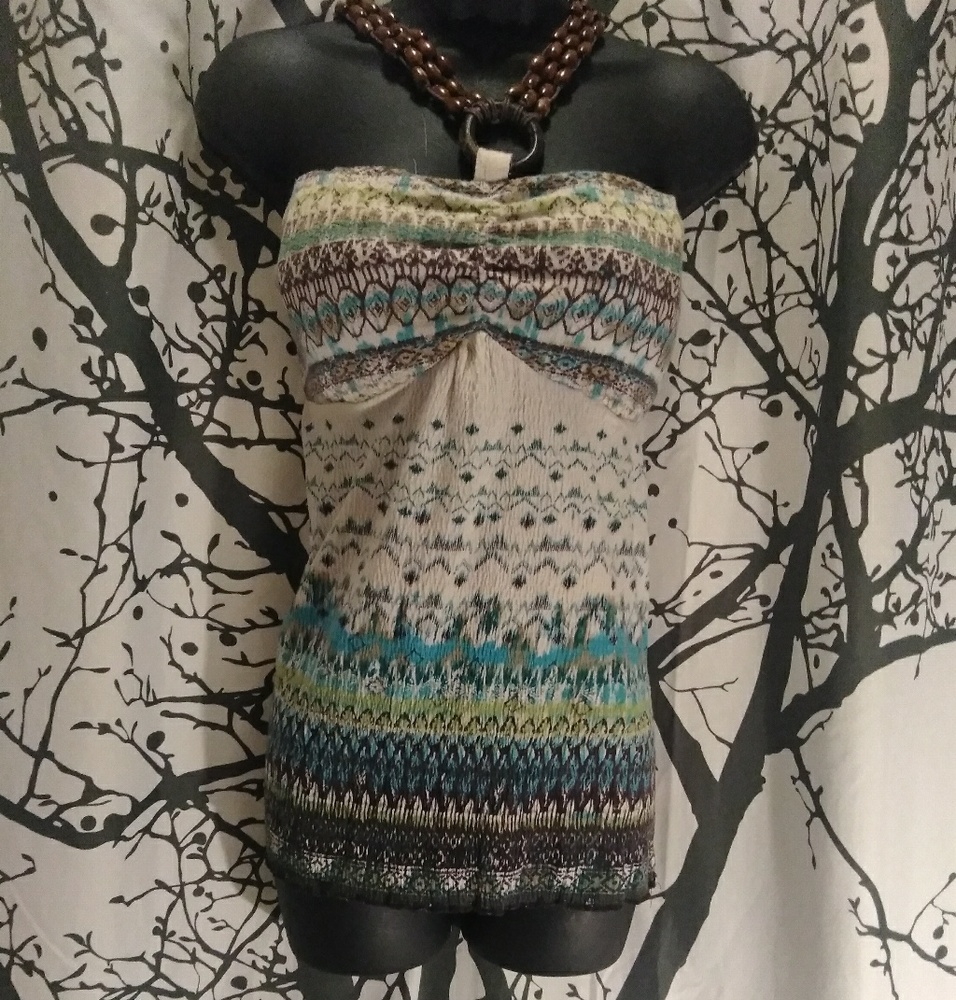 Sleeveless Tank that ties around the neck